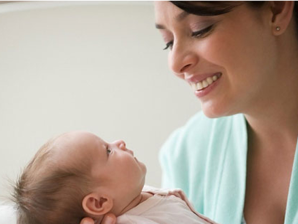 Cách chăm sóc trẻ sơ sinh 2 tháng tuổi mẹ cần biết