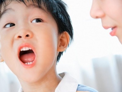 Bé 3 tuổi rưỡi: Tại sao con trẻ nói dối?