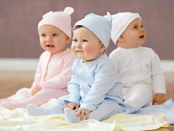 Chọn quần áo trẻ sơ sinh mùa Đông tiết kiệm "hết nấc"!