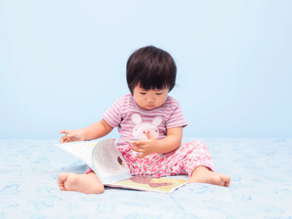 7 điều cần biết khi đọc sách cho trẻ sơ sinh để tăng IQ tối đa