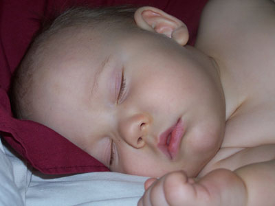 Tập cho bé tự ngủ: Phương pháp “không nước mắt”