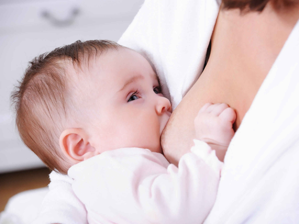 5 sự thật ngỡ ngàng về sữa non mẹ có thể chưa biết