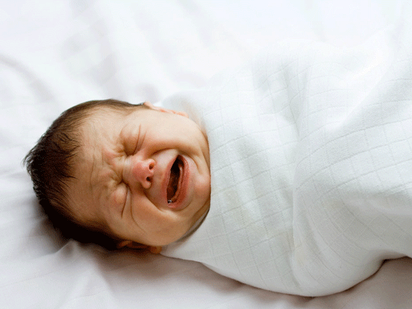 Tại sao tập cho bé tự ngủ theo phương pháp CIO luôn gây tranh cãi?