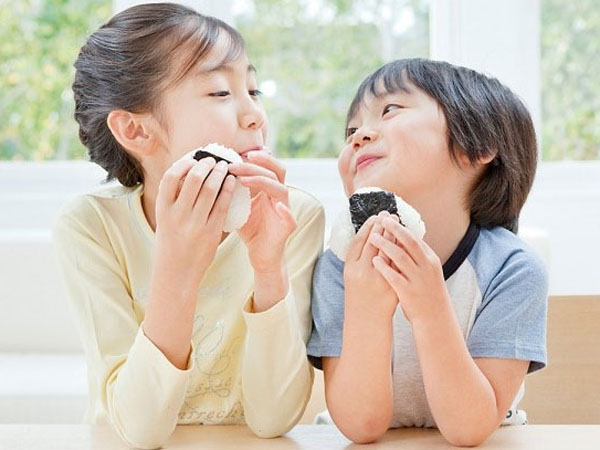 6 mẹo giảm lượng đường trong khẩu phần ăn của trẻ