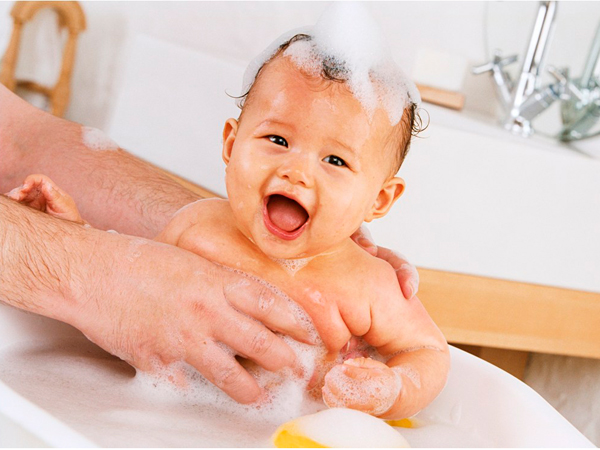 6 lưu ý để tắm nước gừng cho bé đúng cách