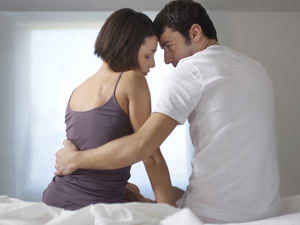 9 "Không" mọi ông chồng cần nhớ khi vợ mang thai