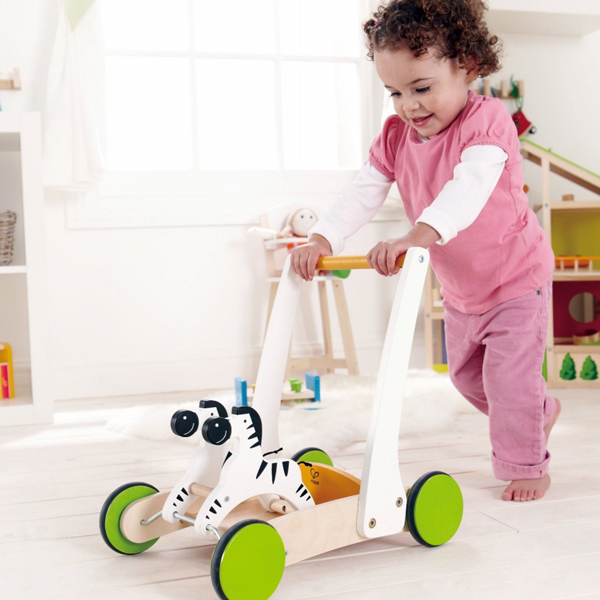 Xe tập đi gỗ: An toàn và hỗ trợ bé vận động hiệu quả