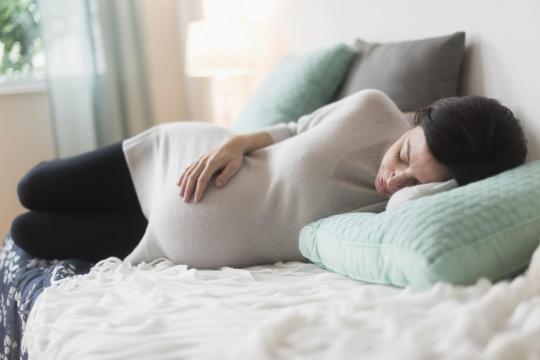 Bí quyết để có giấc ngủ ngon khi mang thai