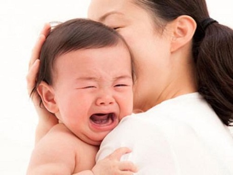 12 lý do bé khóc và cách dỗ bé (Phần 2)