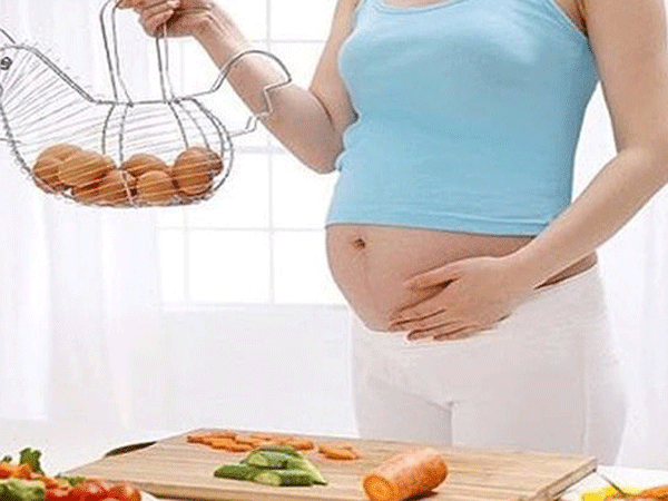 Chuyện ăn gì để tăng nội tiết khi mang thai: Dễ ợt!