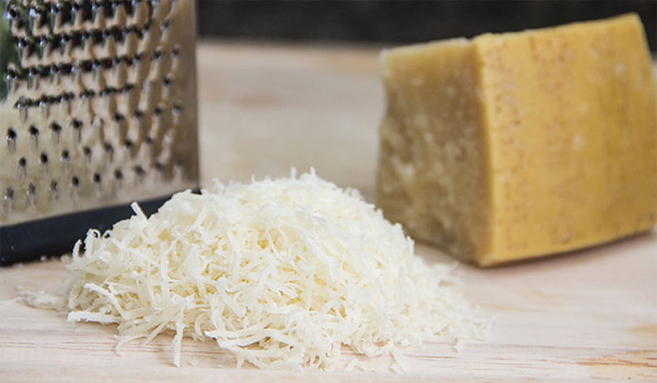 Phô mai Parmesan: thêm hương vị cho mẹ bầu