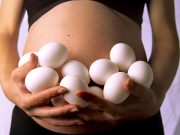 Bà bầu có nên ăn trứng ngỗng?