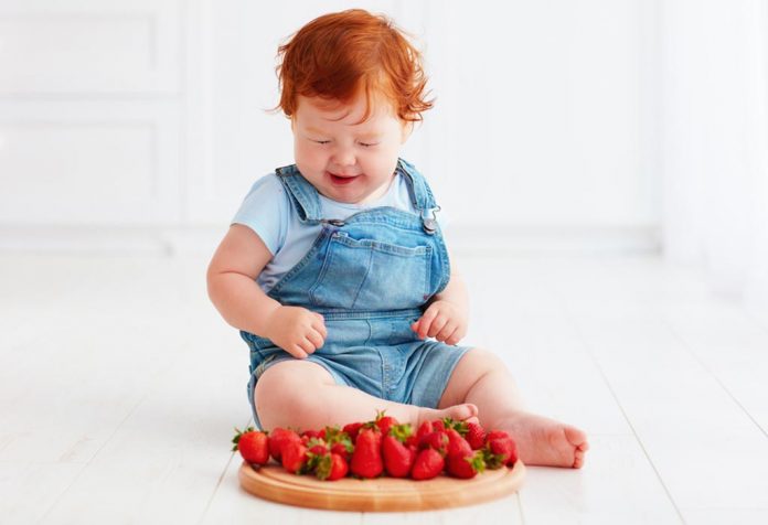 Có nên cho bé dưới 1 tuổi ăn dâu tây không?