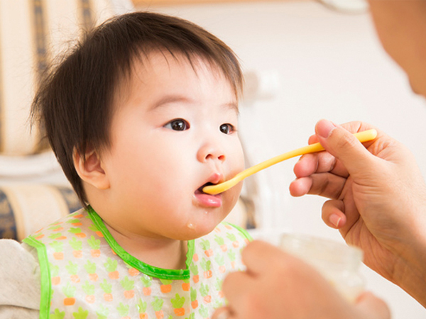 Cùng học mẹ Nhật để giải quyết nỗi lo: Bé biếng ăn phải làm sao?