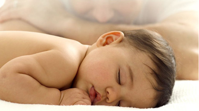 Trẻ sơ sinh thở nhanh, có phải viêm phổi đang ghé thăm?