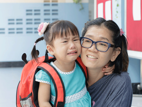 6 bí quyết giúp trẻ "mê" cô, hết khóc khi đi học mầm non