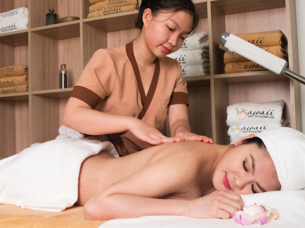 Mẹ bầu massage đúng cách, rạn da “bay xa”!